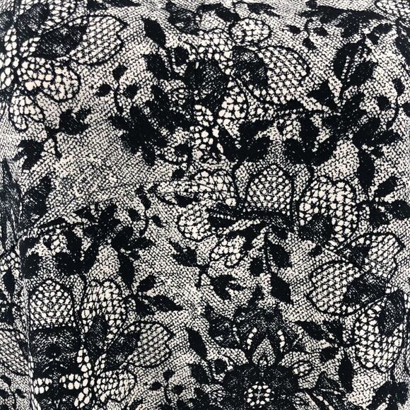 Disney Alice through looking glass floral sleeveless hi lo top - Picture 4 of 6